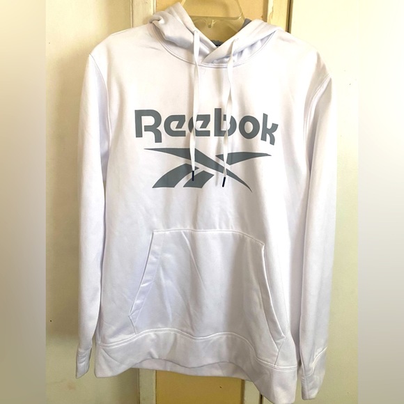 Reebok Hoodie Like new size Medium - Picture 1 of 4